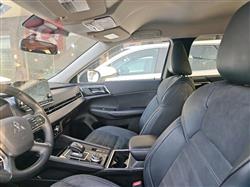 ميتسوبيشي اوتلاندر